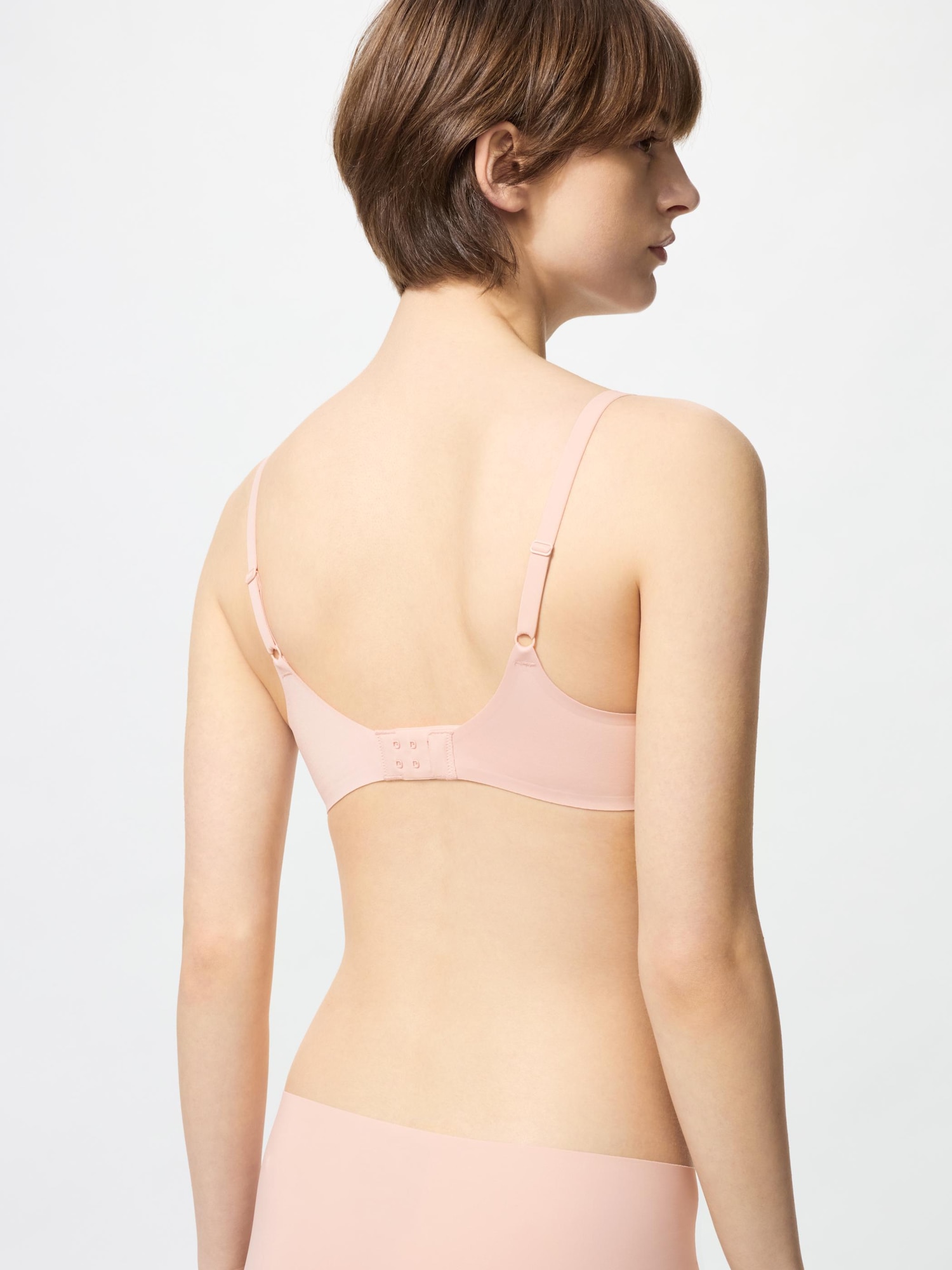 Wireless Bra (3D Hold) (2022 Edition) | UNIQLO US