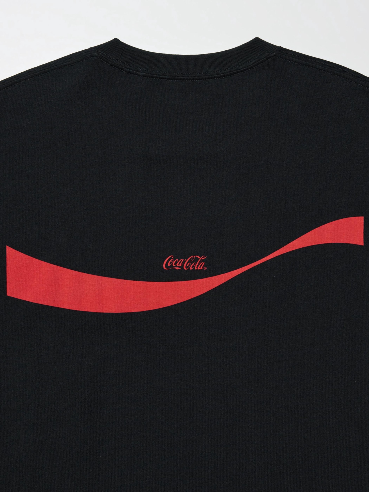 Keith Haring X Coca-Cola® UT Graphic T-Shirt | UNIQLO US