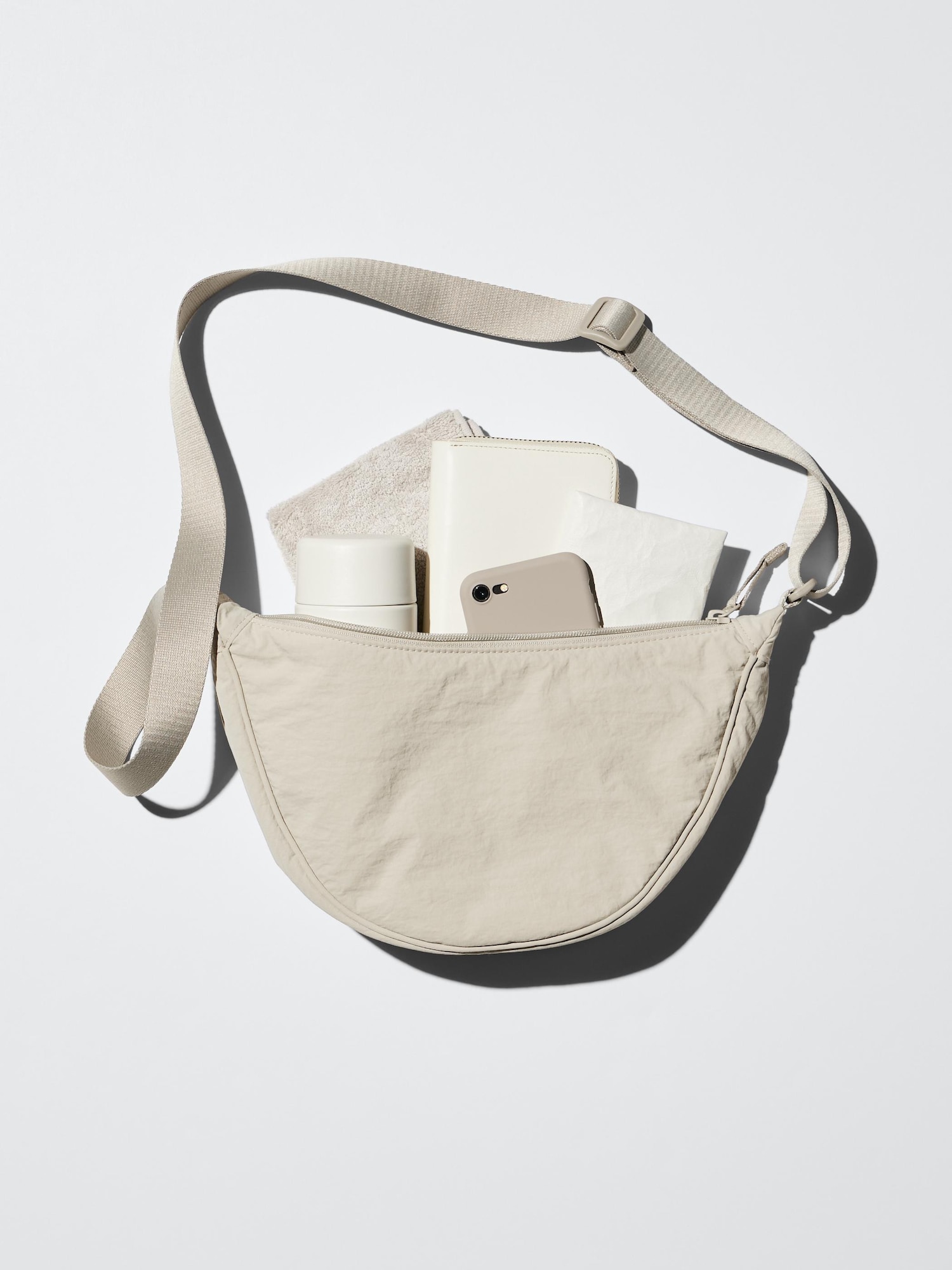 新品　Dolce round basket bag ベージュ フューティアランド Futier Land 2way三日月型バッグ （グレイッシュ