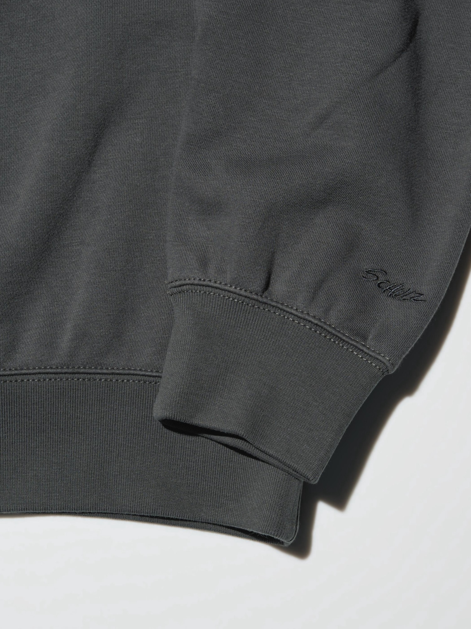 PEANUTS Graphic Sweatshirt | UNIQLO US PEANUTS Graphic Sweatshirt | UNIQLO US