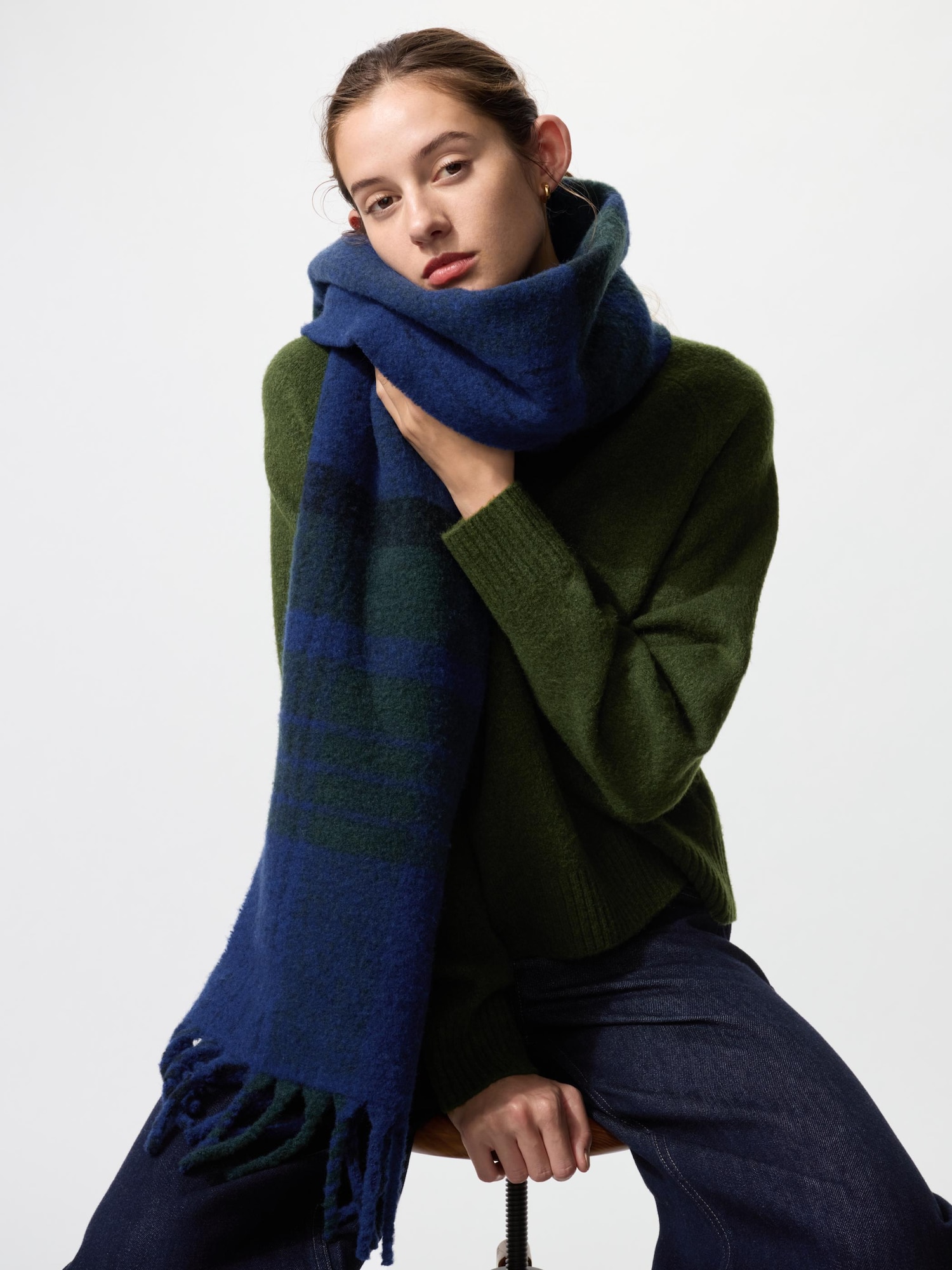 ユニクロ +J ウールストール DARK GREEN Unisex Soufflé Yarn Chunky Stole | UNIQLO CA