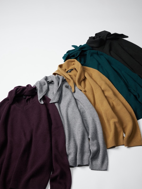 Cashmere Relaxed V-Neck Sweater | With Scarf