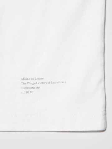 Doraemon meets the Louvre UT Graphic T-Shirt