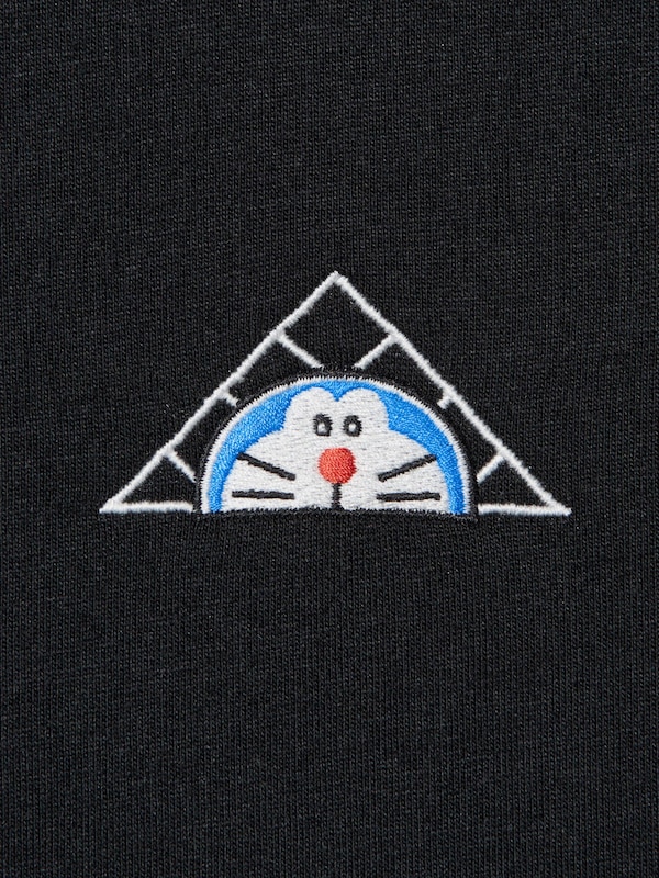 Doraemon meets the Louvre UT Graphic T-Shirt