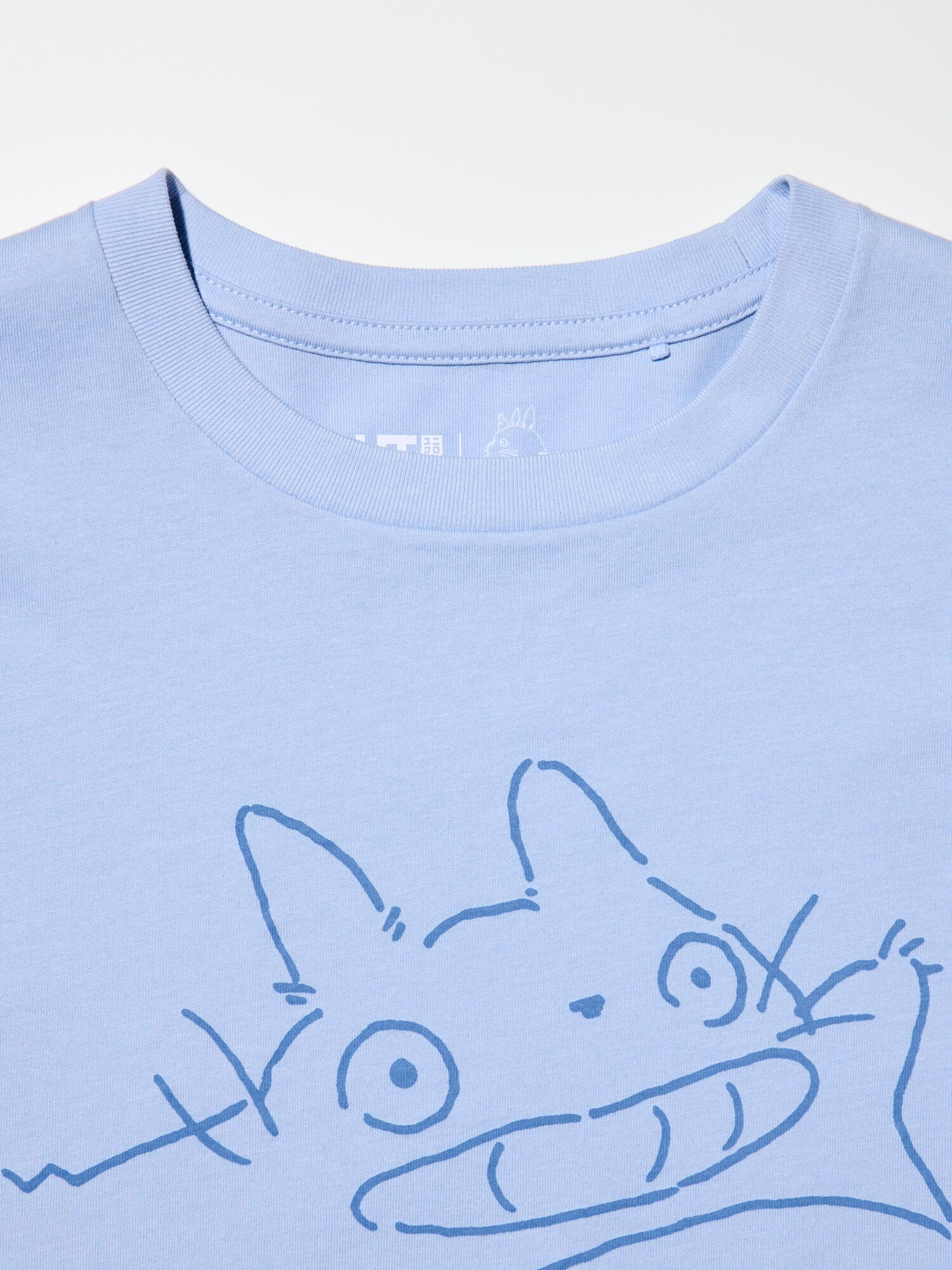 STUDIO GHIBLI UT Graphic T-Shirt | My Neighbor Totoro