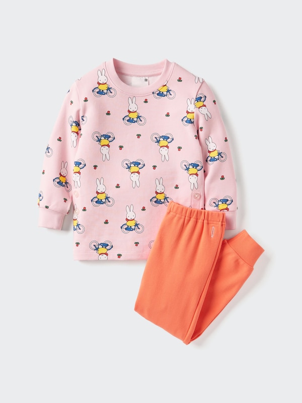 PICTURE BOOK PAJAMAS