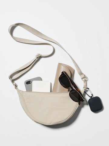Round Ultra Mini Bag