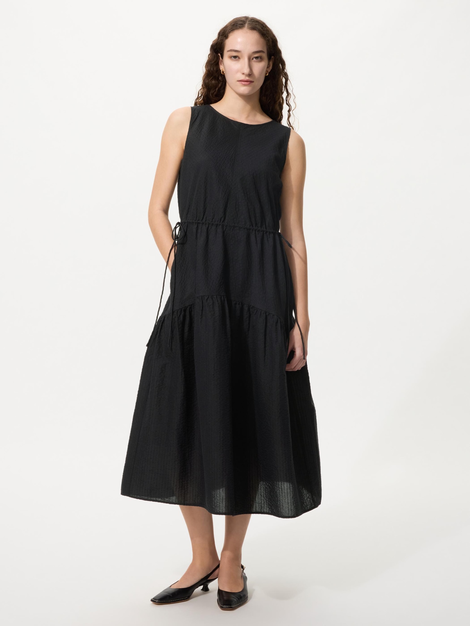 UNIQLO Women's Linen Blend Tiered Dress, Black, Small