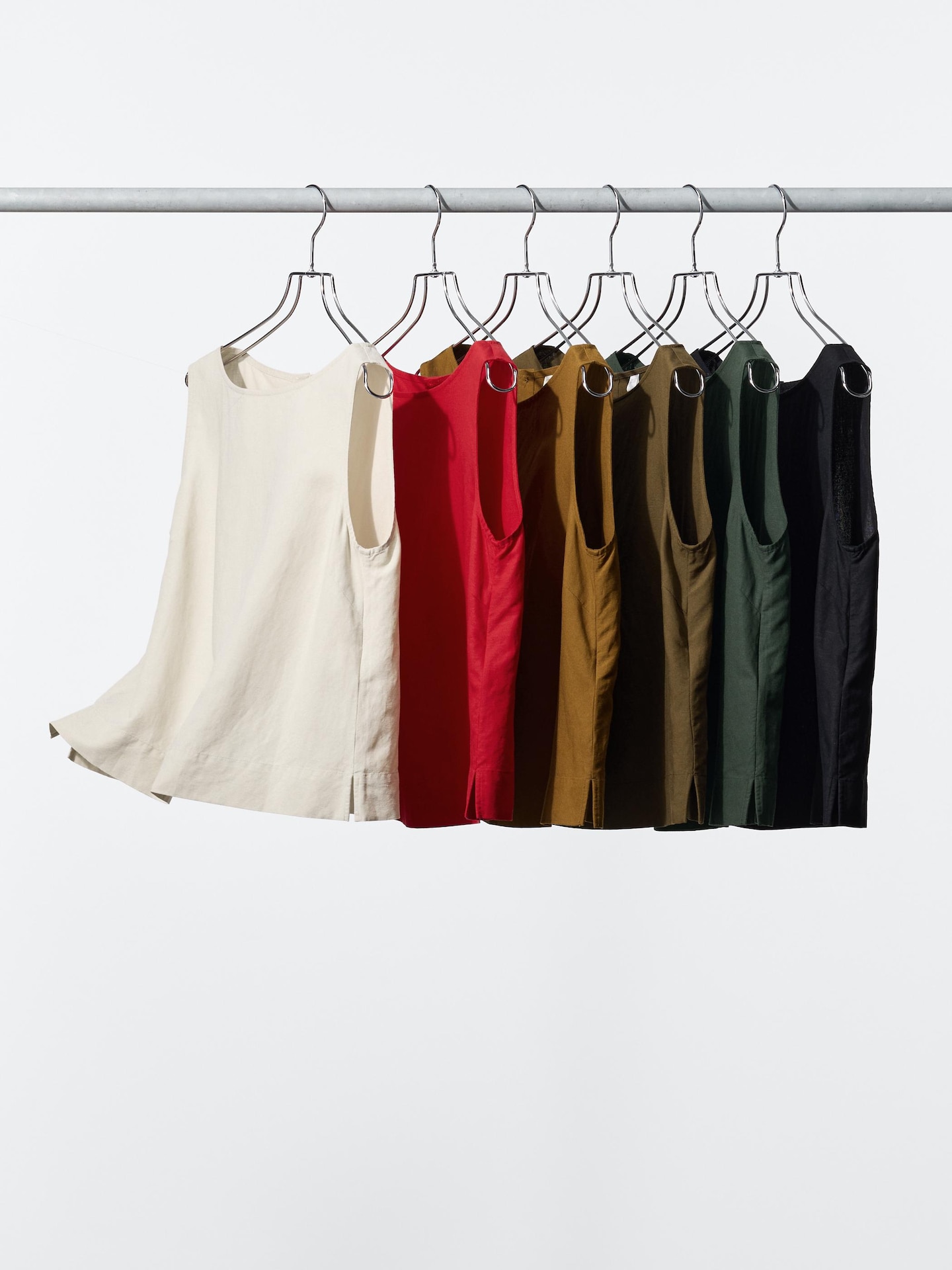 Женская блузка Uniqlo из льняной смеси без рукавов, цвет: Коричневый — фото 4