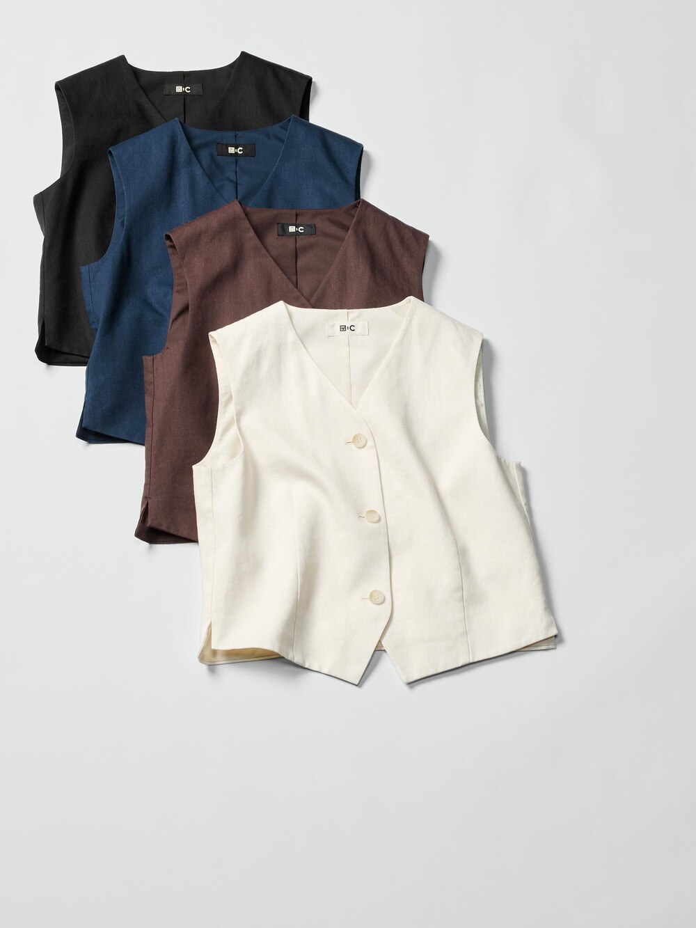 Женские жилеты Uniqlo Premium Linen Vest — фото 2