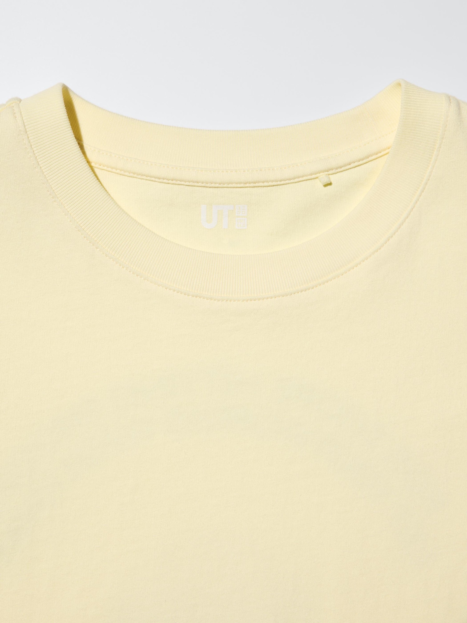 Women's Disney UT Graphic T-Shirt | UNIQLO US