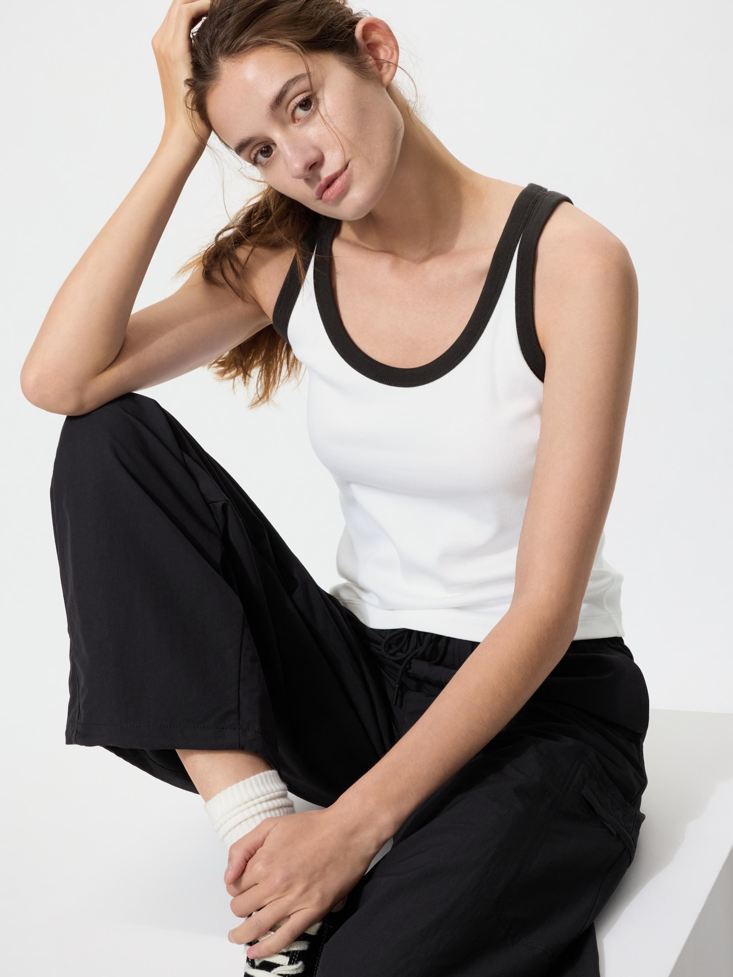UNIQLO Women's Soft Ribbed Tank Top Ringer, Off White, Medium