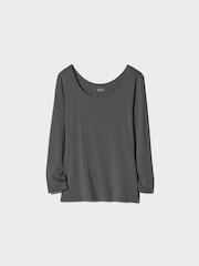 HEATTECH Scoop Neck T-Shirt