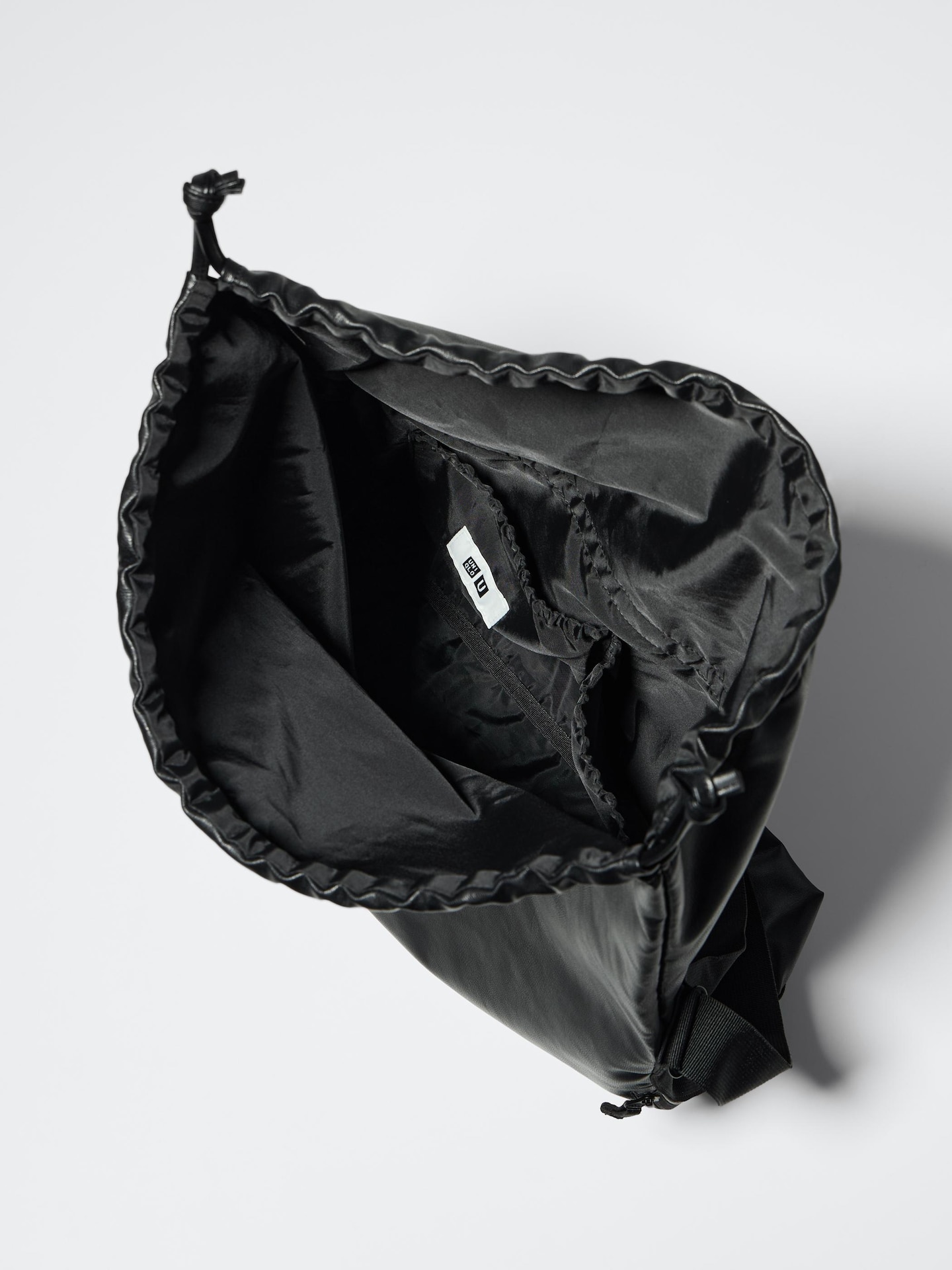 Сумки Uniqlo Soft Coated Drawstring — фото 7