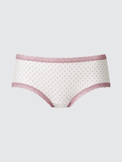 FEMME CULOTTE AUX HANCHES