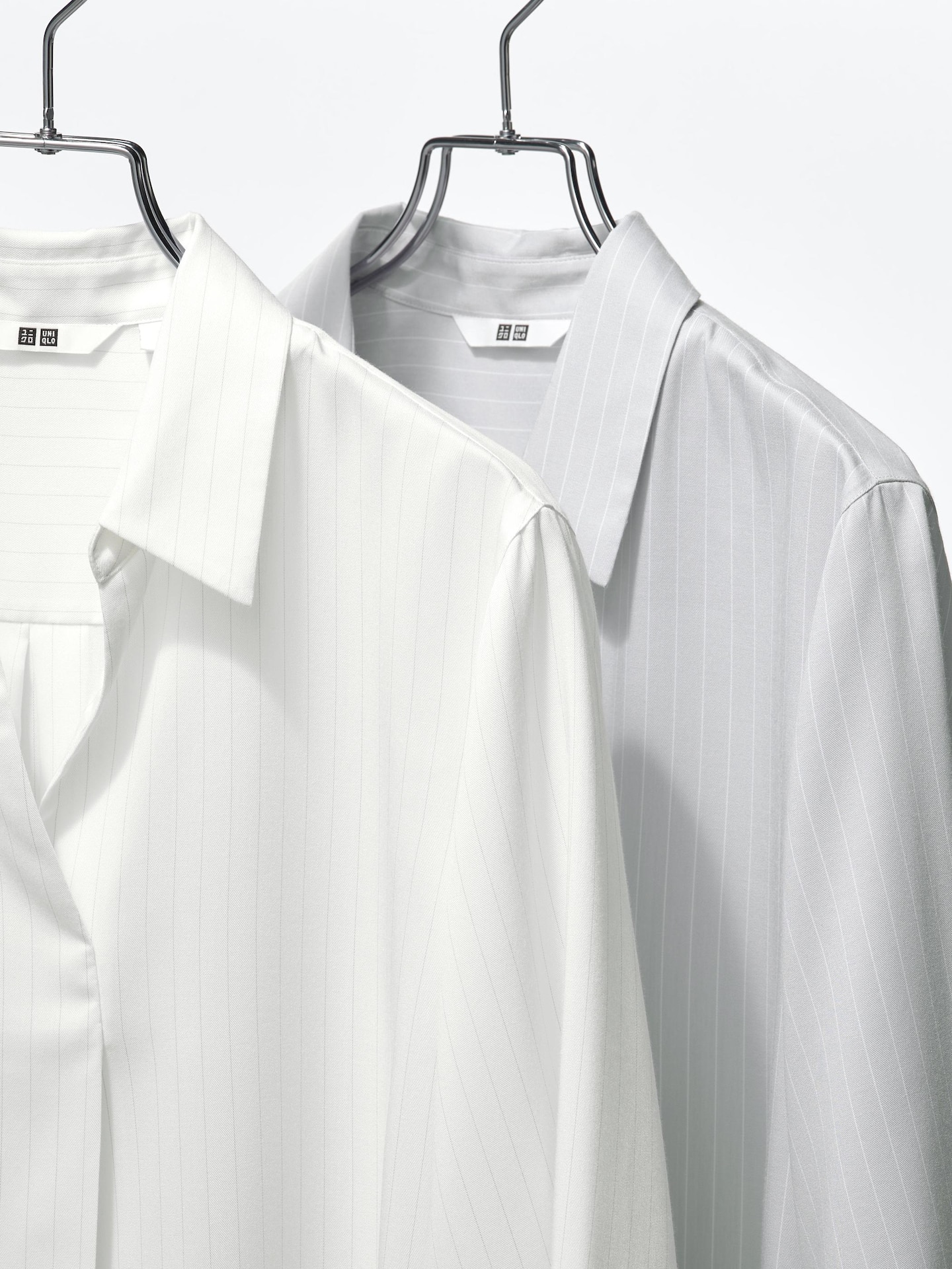 Женская блуза Uniqlo из вискозы с воротником Skipper, рукав 3/4, в полоску, цвет: Светлый серый — фото 4