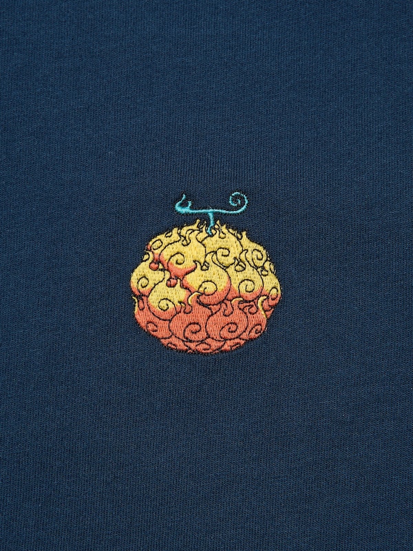 ONE PIECE UT Graphic T-Shirt