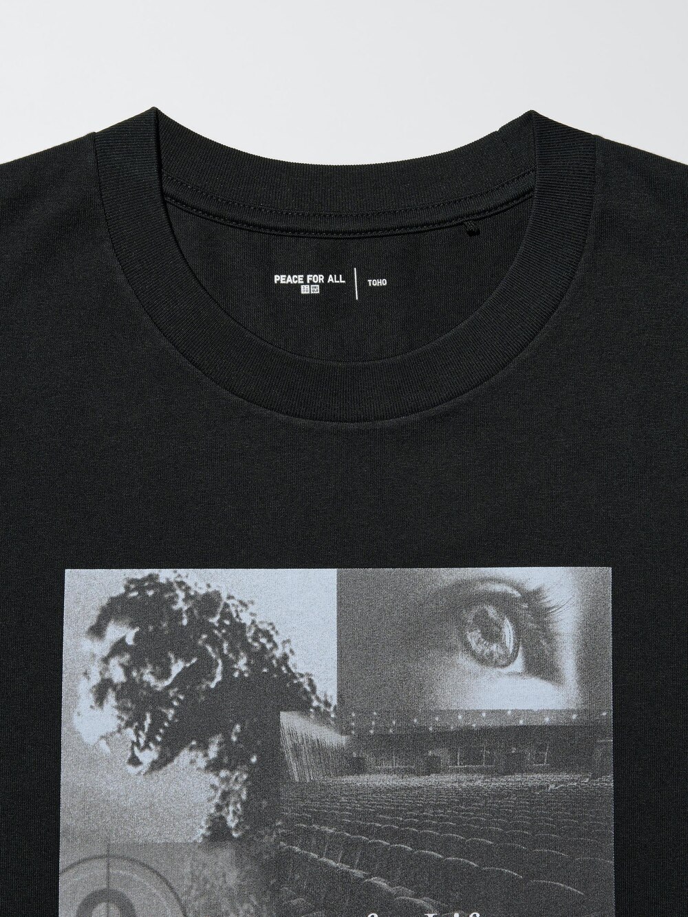 Uniqlo PEACE FOR ALL Graphic T-Shirt | TOHO Co., Ltd. — фото 5