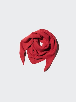 Souffle Yarn Triangle Scarf