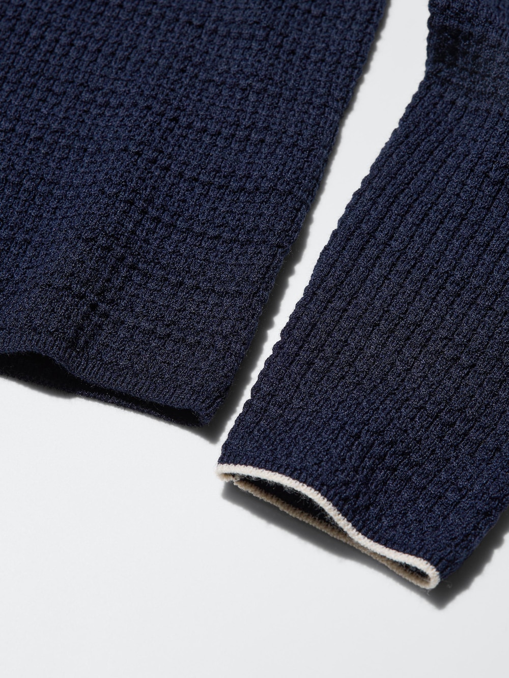 Женские свитеры Uniqlo Merino Blend Henley Neck Sweater — фото 5