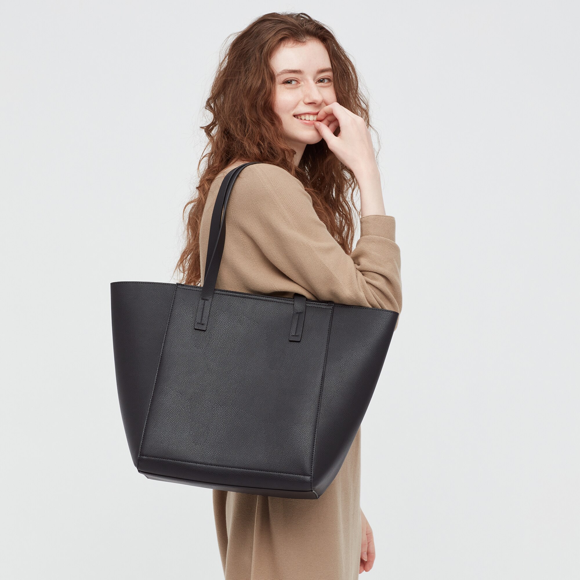 O bag Shopper black casual look Bags Shoppers 