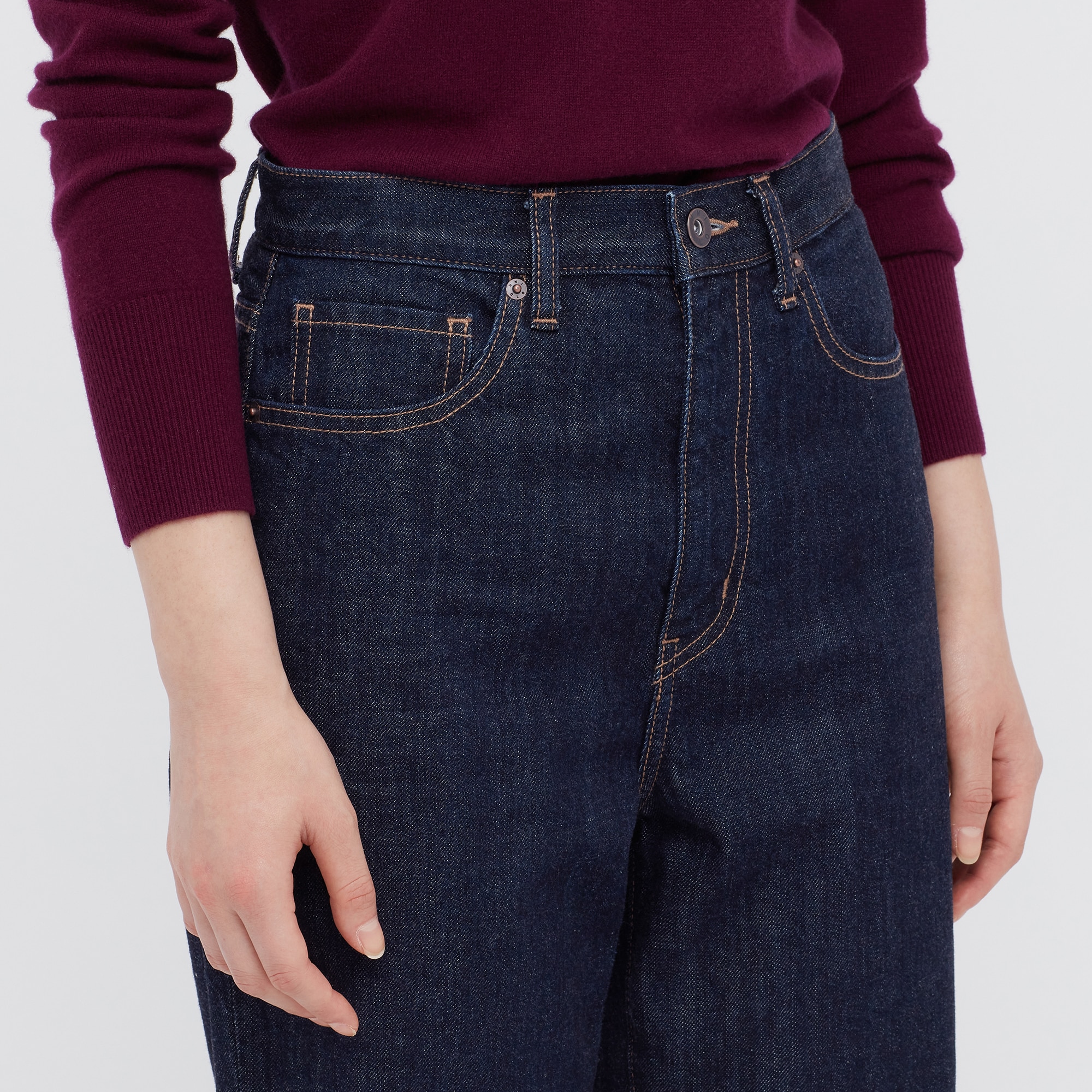 uniqlo peg top jeans