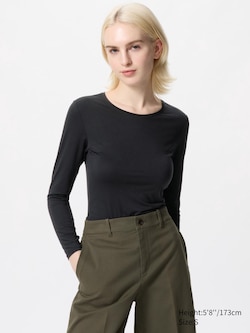 HEATTECH Crew Neck Long Sleeve T-Shirt