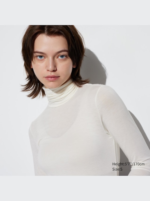 HEATTECH Ultra Light Turtleneck Long Sleeve T-Shirt