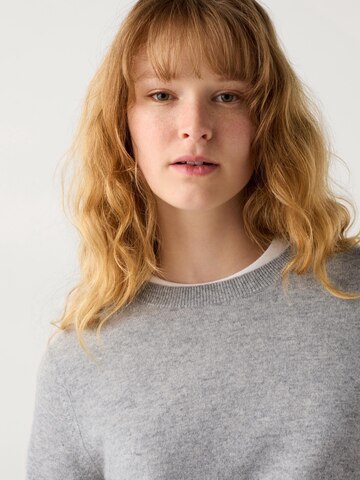 100% Cashmere Crew Neck Sweater