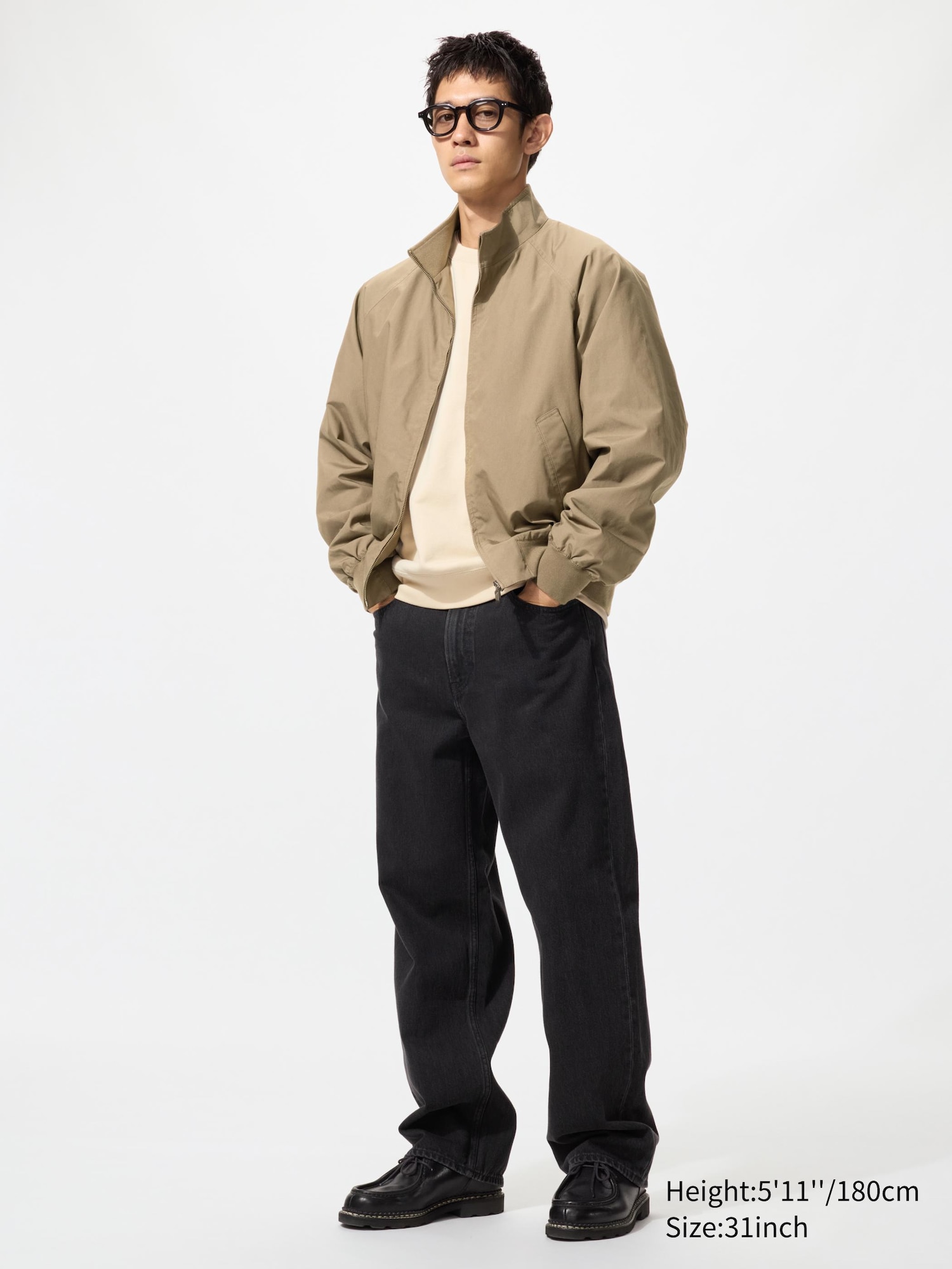 Wide Straight Jeans