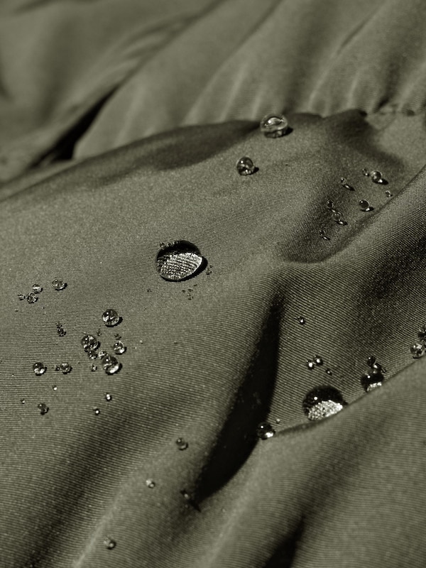 UNIQLO : C Down Cropped Vest