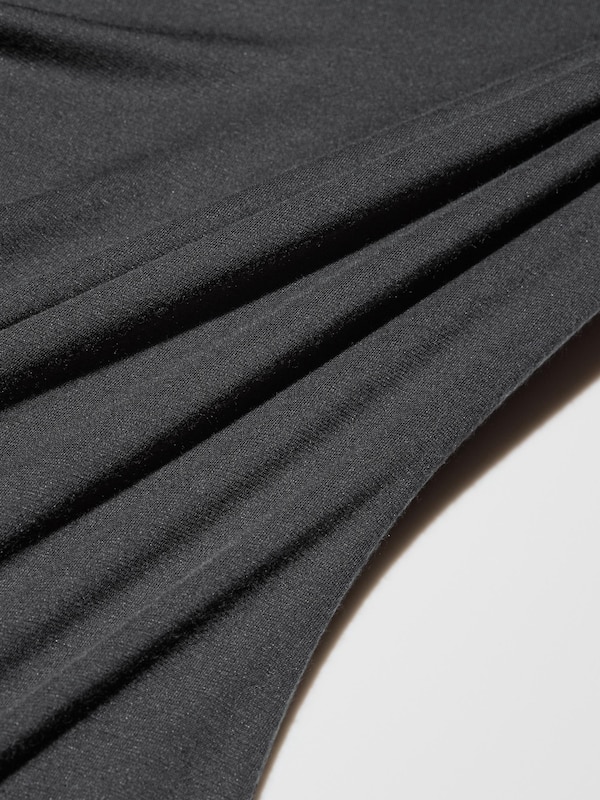 HEATTECH Scoop Neck Long Sleeve T-Shirt