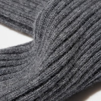 https://image.uniqlo.com/UQ/ST3/au/imagesgoods/473432/feature/augoods_473432_feature1.jpg