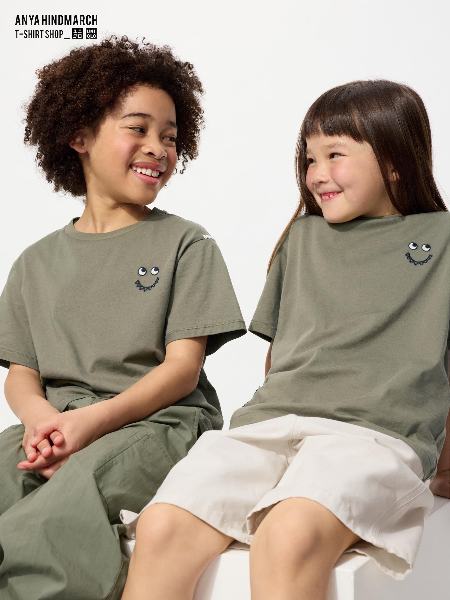Kids ANYA HINDMARCH T-Shirt | UNIQLO AU
