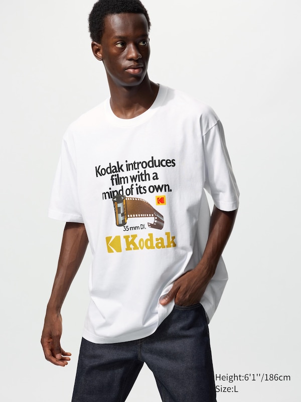 Brand UT Graphic T-Shirt (Relaxed fit)