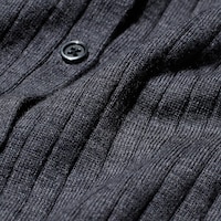 https://image.uniqlo.com/UQ/ST3/au/imagesgoods/478336/feature/augoods_478336_feature1.jpg