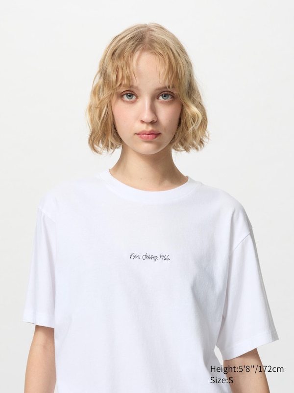 CAT PHOTOGRAPHS UT Graphic T-Shirt
