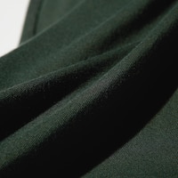 https://image.uniqlo.com/UQ/ST3/au/imagesgoods/482245/feature/augoods_482245_feature1.jpg