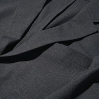 https://image.uniqlo.com/UQ/ST3/ca/imagesgoods/448034/feature/cagoods_448034_feature1.jpg