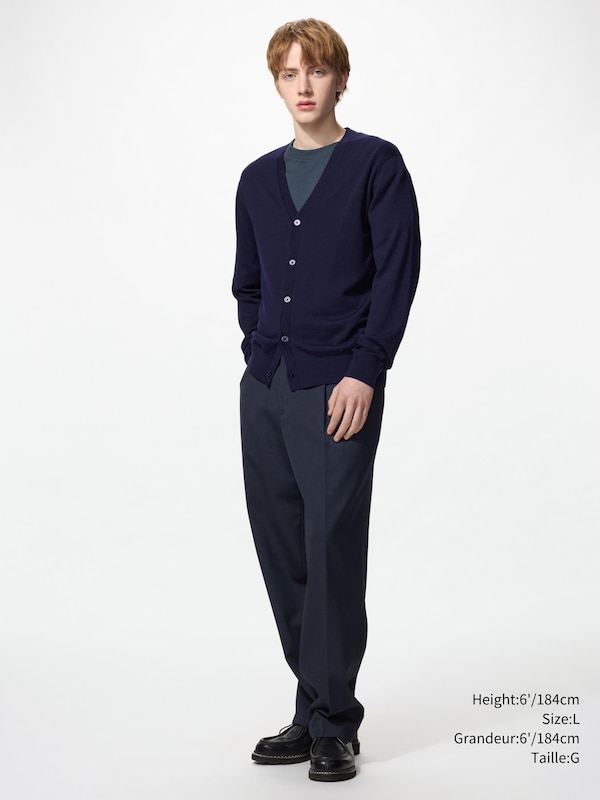 CARDIGAN EN LAINE DE MÉRINOS EXTRA FINE À COL V