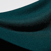 https://image.uniqlo.com/UQ/ST3/ca/imagesgoods/450544/feature/cagoods_450544_feature1.jpg