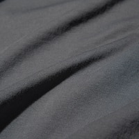 https://image.uniqlo.com/UQ/ST3/ca/imagesgoods/455365/feature/cagoods_455365_feature1.jpg
