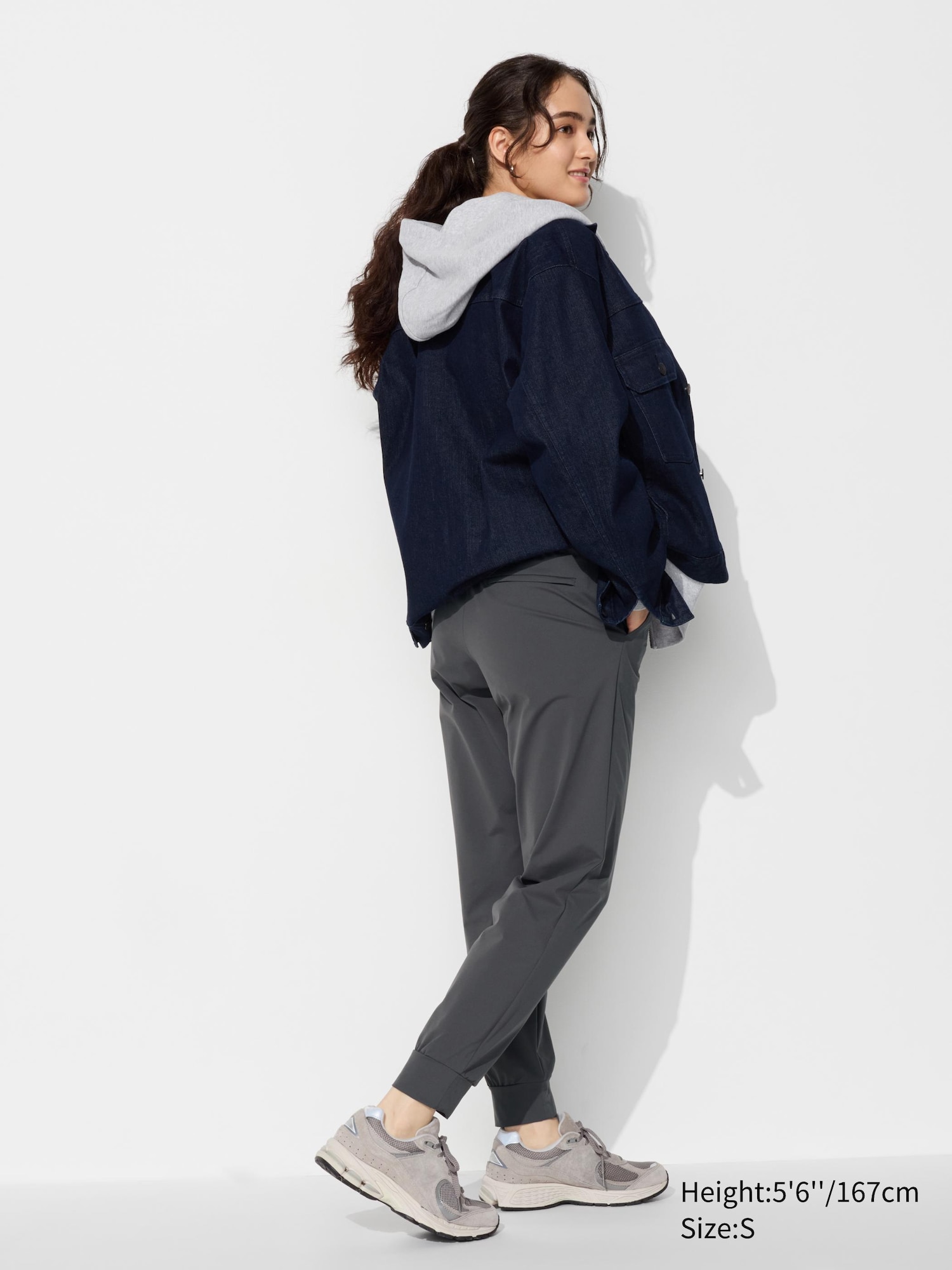 Womens joggers uniqlo sale