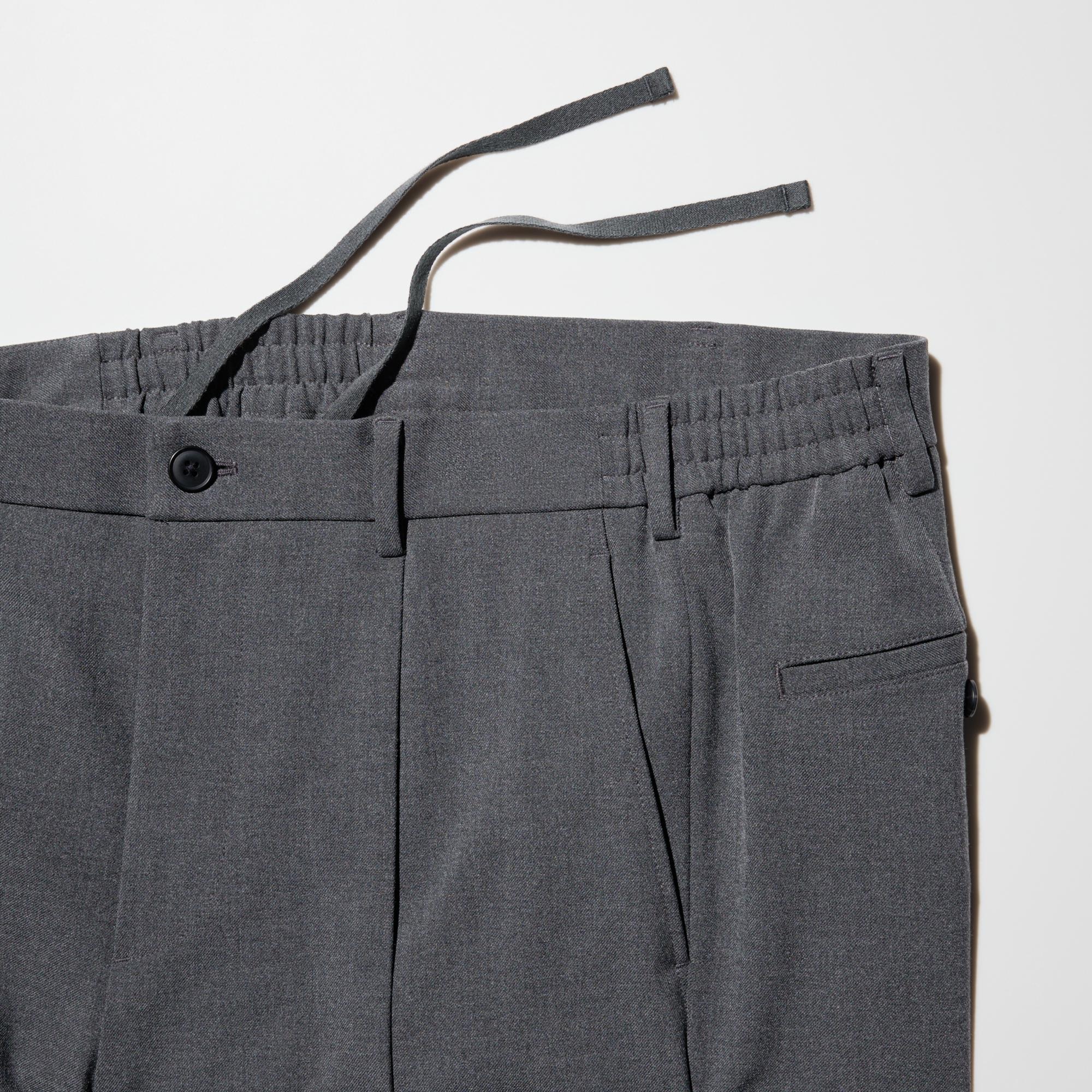 Wide, straight cut with an elegant drape.