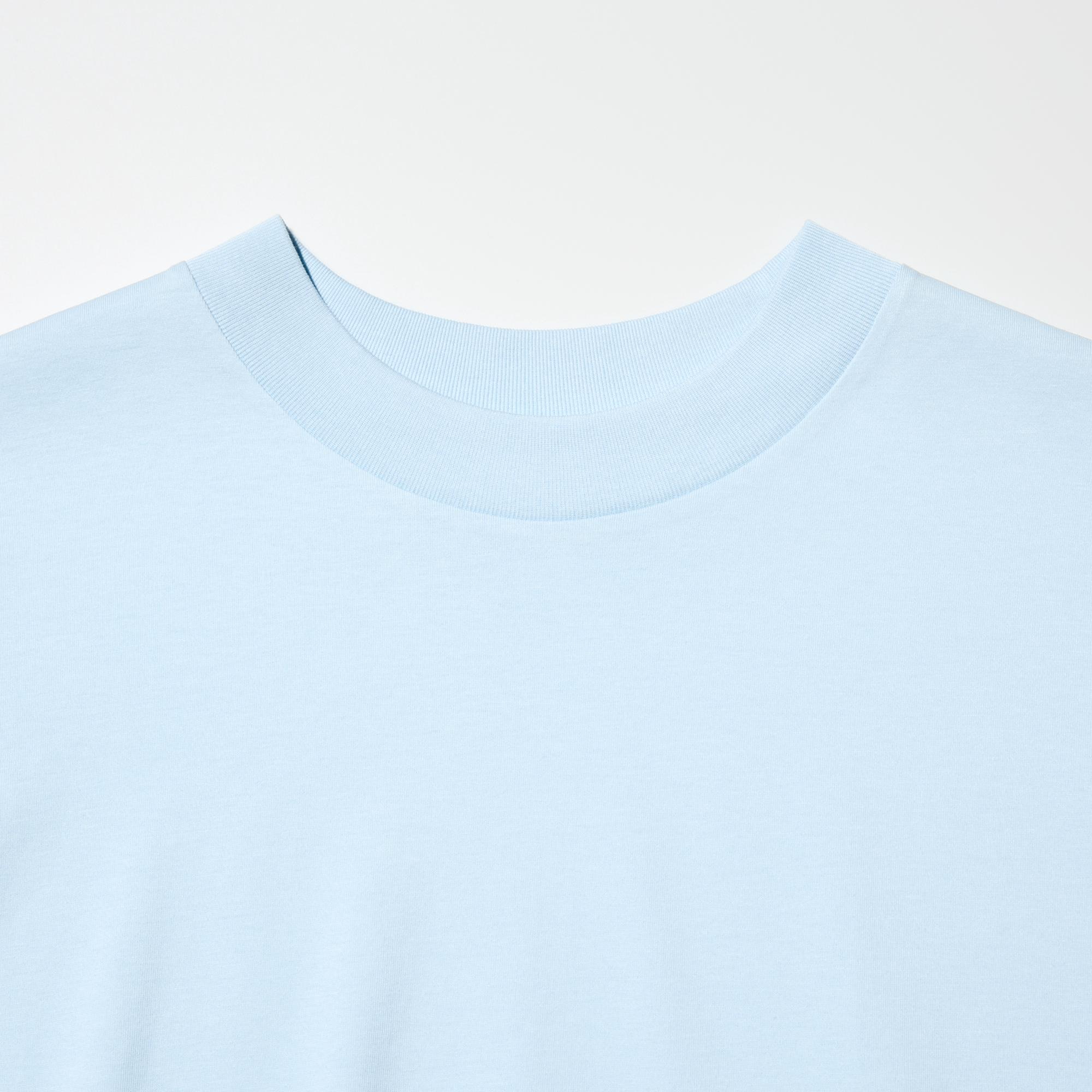Slightly narrow neckline and smooth texture for a dressy look. Ribbed neck line.