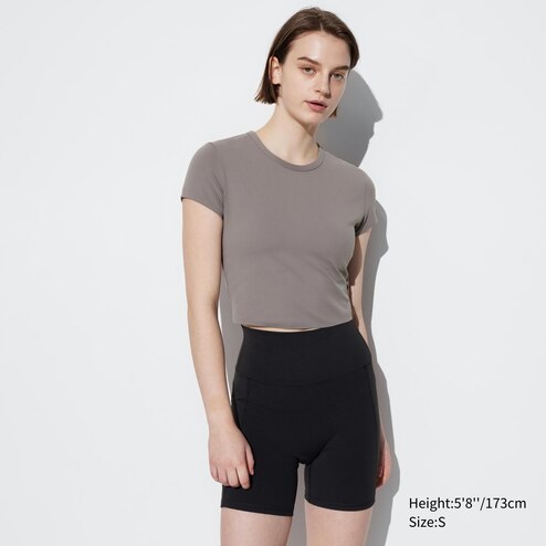 uniqlo cropped crew neck t shirt