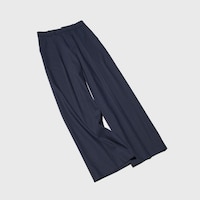 https://image.uniqlo.com/UQ/ST3/ca/imagesgoods/467852/feature/cagoods_467852_feature1.jpg