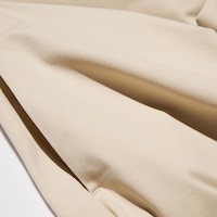https://image.uniqlo.com/UQ/ST3/ca/imagesgoods/469344/feature/cagoods_469344_feature3.jpg