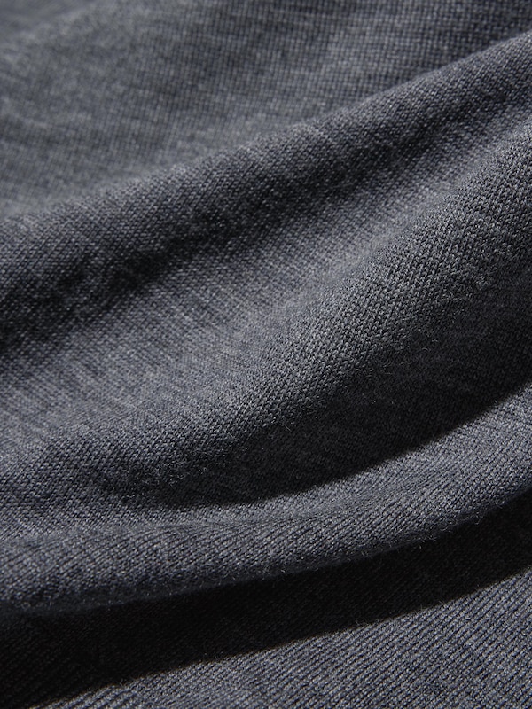 MERINO CREW NECK SWEATER