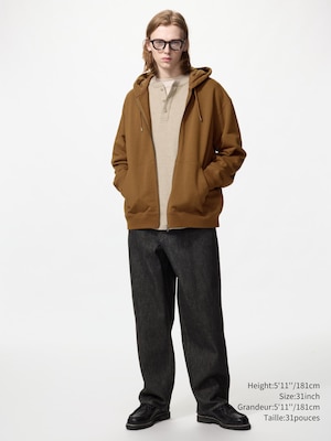 Wide Straight Jeans